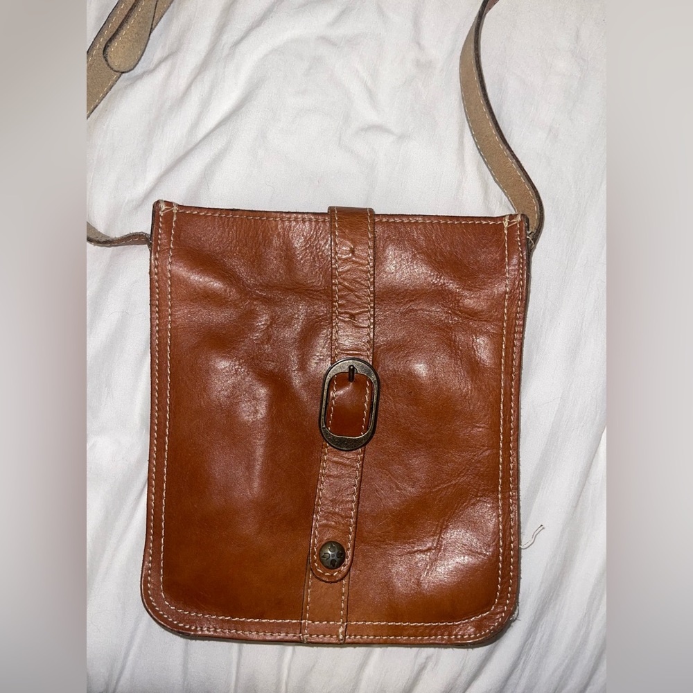 Patricia Nash Brown Leather Cross Body Messenger Shoulder Travel Bag Purse